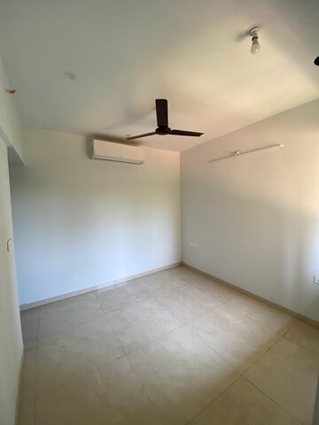 2 BHK Apartment For Sale in Lodha Palava Downtown, Dombivli East