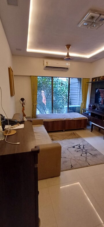 2 BHK Apartment For Rent in JP Decks, Goregaon East