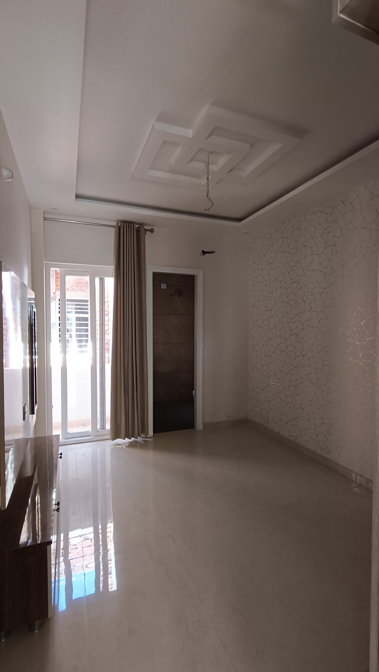 Room, sector 123 4 Bedroom 108 Sq.Yd. Villa In Sector 123 Mohali 8365801