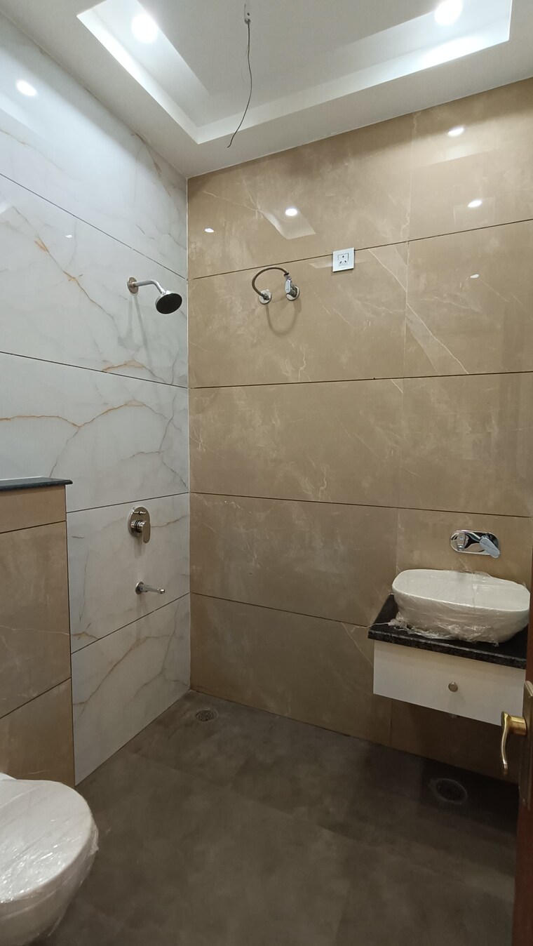 Bathroom, sector 123 4 Bedroom 108 Sq.Yd. Villa In Sector 123 Mohali 8365801
