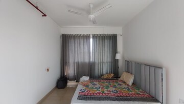 2 BHK Apartment For Rent in Mahindra Roots, Kandivali East