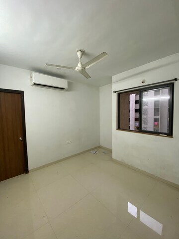 Master Bedroom in 1 BHK Apartment at Lodha Palava Downtown, Dombivli East – for Rent