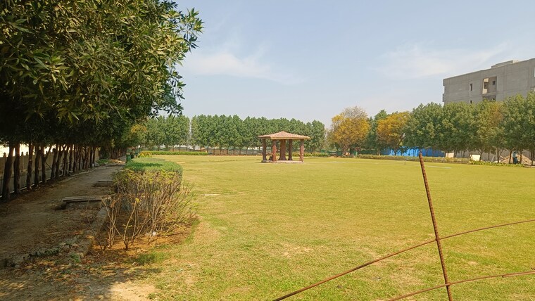 Master Bedroom, ss-linden 4 Bedroom 3240 Sq.Ft. Apartment In Sector 84 Gurgaon 8365866