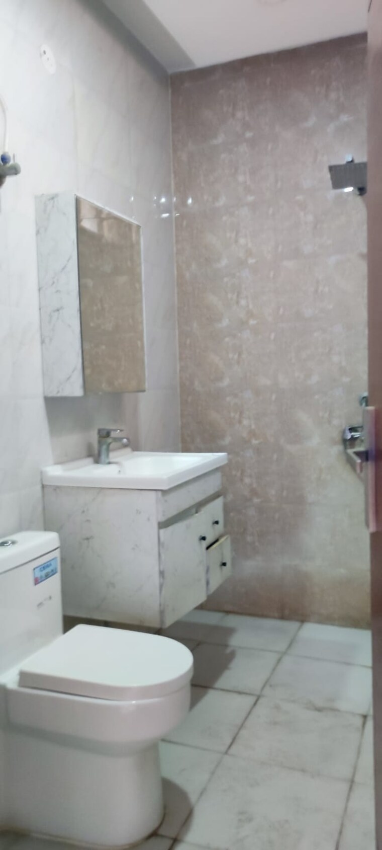 Bathroom, bptp-park-central 3 Bedroom 250 Sq.Yd. Apartment In Sector 85 Faridabad 8365863