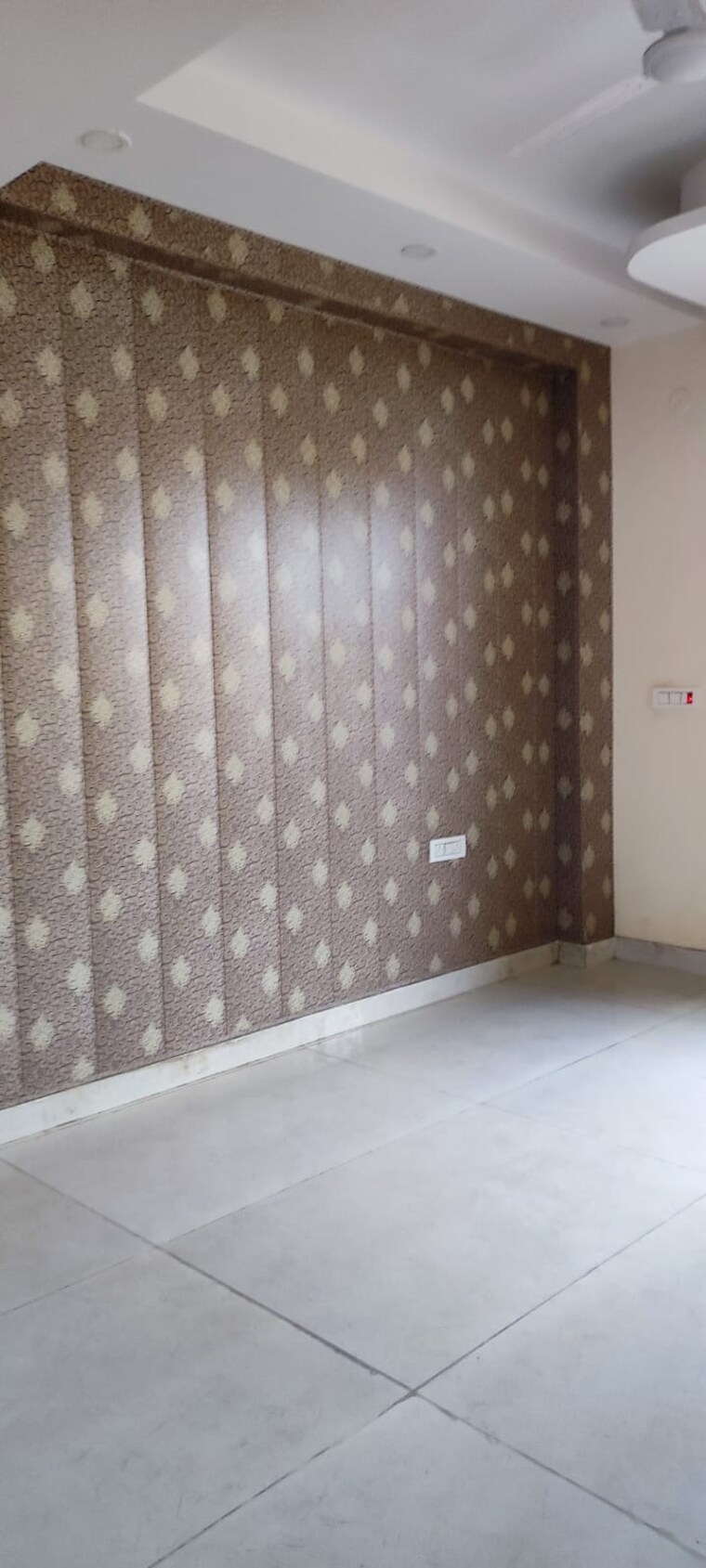 Room, bptp-park-central 3 Bedroom 250 Sq.Yd. Apartment In Sector 85 Faridabad 8365863