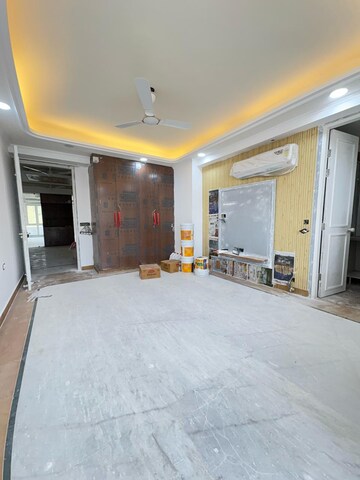 Room in 3 BHK Apartment at Ardee City Palm Grove Heights, Sector 52 – for Rent