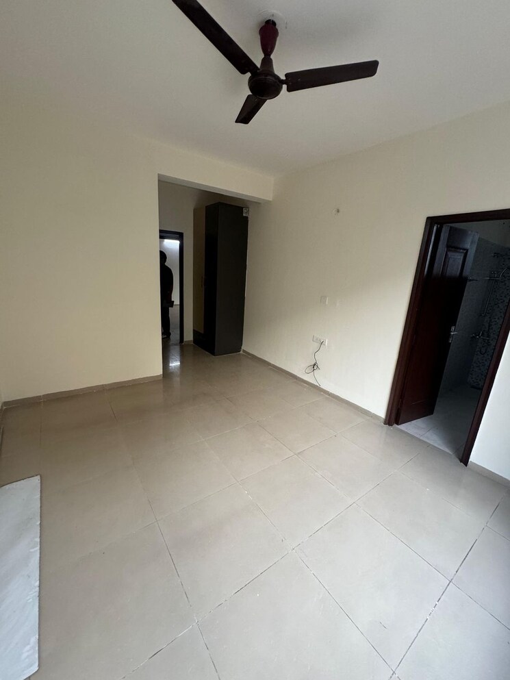 Room, sushma-crescent 3 Bedroom 1860 Sq.Ft. Apartment In Dhakoli Village Zirakpur 8366052