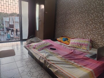 Bedroom in 1 BHK Apartment at Mahakali Model Town, Jogeshwari East – for Rent
