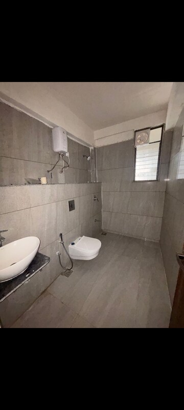 Bathroom in 4 BHK Apartment at HCS The Spire, Sp Ring Road – for Rent