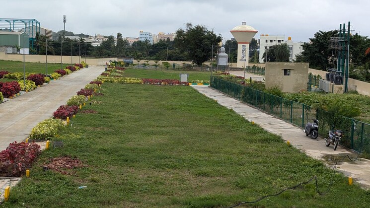 Garden, attibele  2400 Sq.Yd. Plot In Attibele Bangalore 8366104