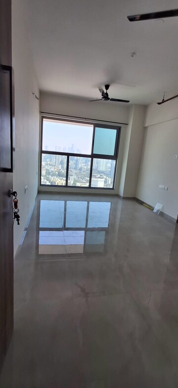 Room in 2 BHK Apartment at Sheth Irene, Malad West – for Rent