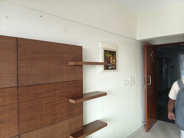 Room in 2.5 BHK Apartment at Tata Aquila Heights, Jalahalli – for Rent