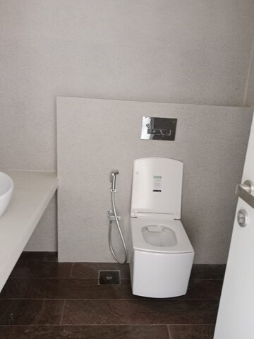 Furnished Amenities in 3 BHK Apartment at Kanakia Silicon Valley, Powai – for Rent