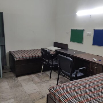 Bedroom in 1 RK Independent House at Old Rajinder Nagar – for Rent