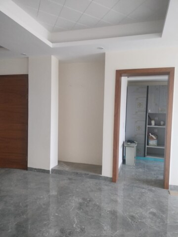 Room in 3 BHK Builder Floor at Pochanpur Colony – for Sale