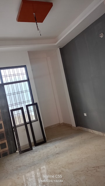 Room in 2 BHK Independent House at Naubasta Kala – for Sale