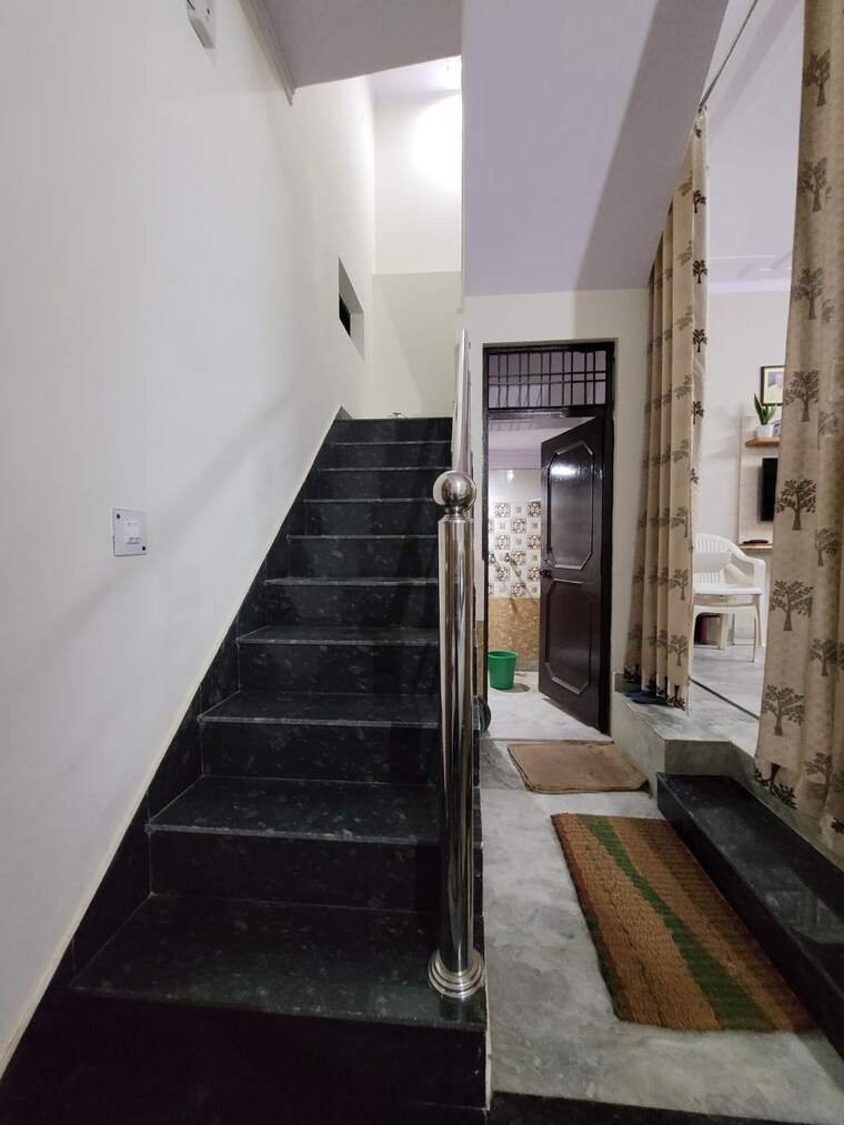 Balcony, sector 48 3 Bedroom 83 Sq.Yd. Independent House In Sector 48 Faridabad 8366276