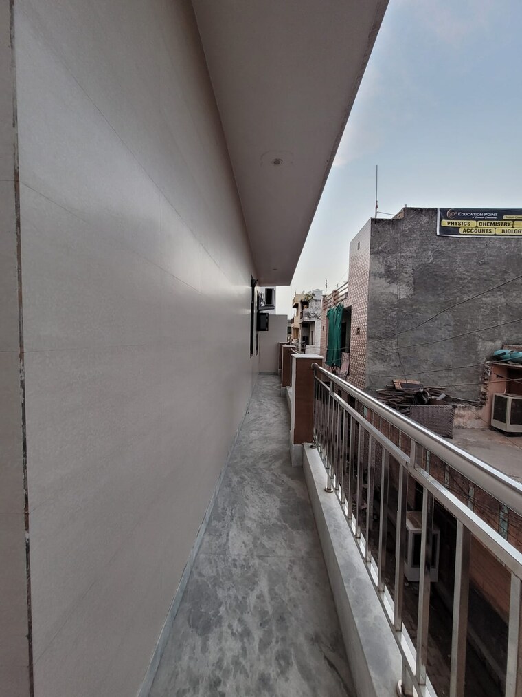 Balcony, sector 48 3 Bedroom 83 Sq.Yd. Independent House In Sector 48 Faridabad 8366276