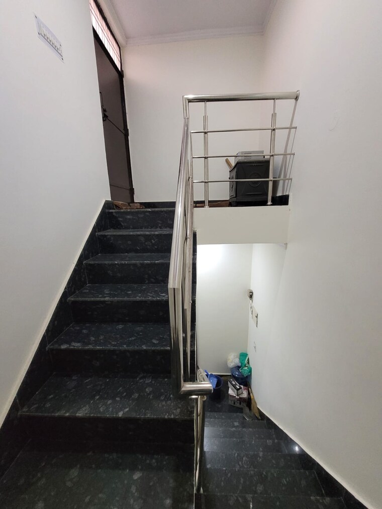 undefined, sector 48 3 Bedroom 83 Sq.Yd. Independent House In Sector 48 Faridabad 8366276