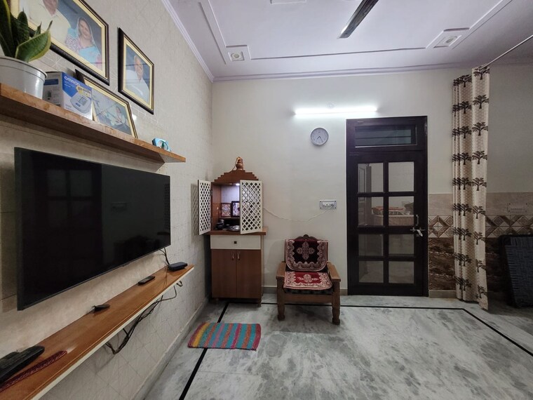 Balcony, sector 48 3 Bedroom 83 Sq.Yd. Independent House In Sector 48 Faridabad 8366276