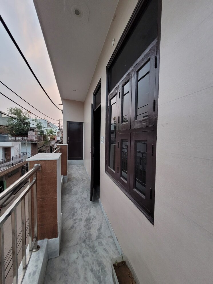 Balcony, sector 48 3 Bedroom 83 Sq.Yd. Independent House In Sector 48 Faridabad 8366276