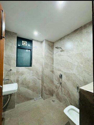 Bathroom in 3 BHK Builder Floor at Sector 27 – for Rent