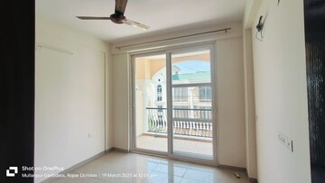 Room in 3 BHK Builder Floor at Omaxe New Chandigarh, North Mullanpur – for Rent