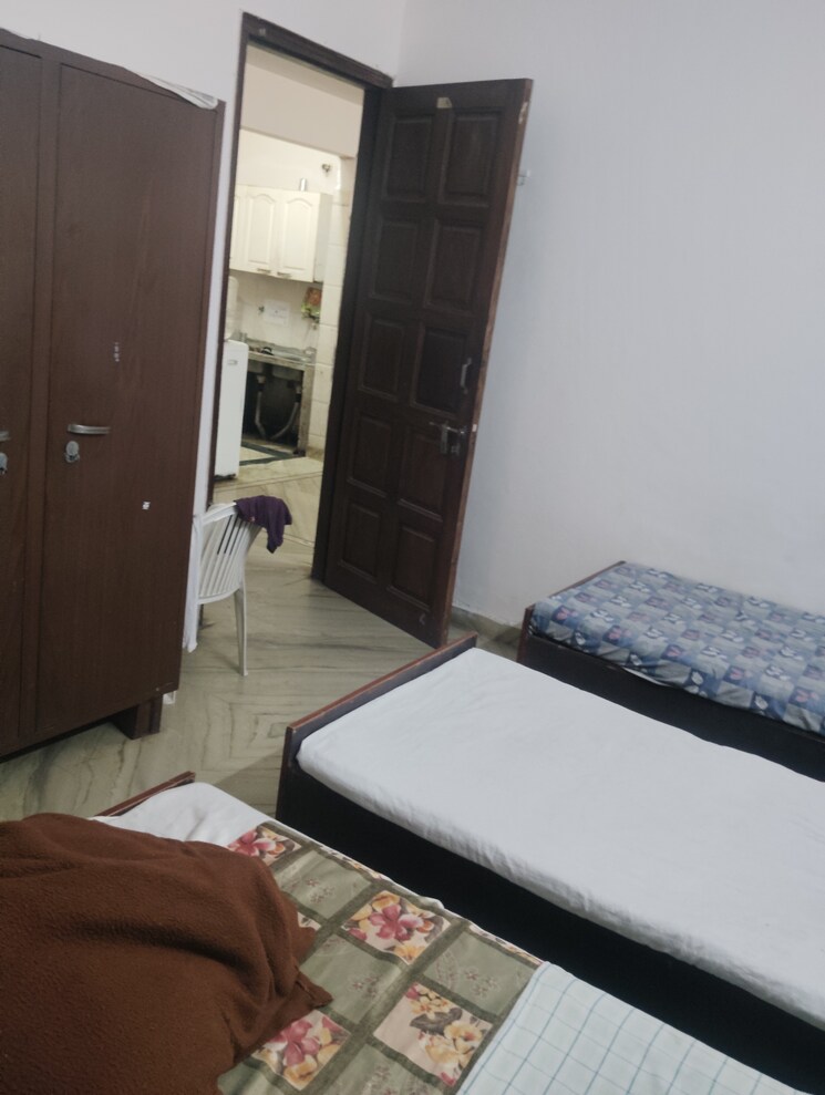 Bedroom, sector 55 6+ Bedroom 375 Sq.Mt. Independent House In Sector 55 Noida 8366296