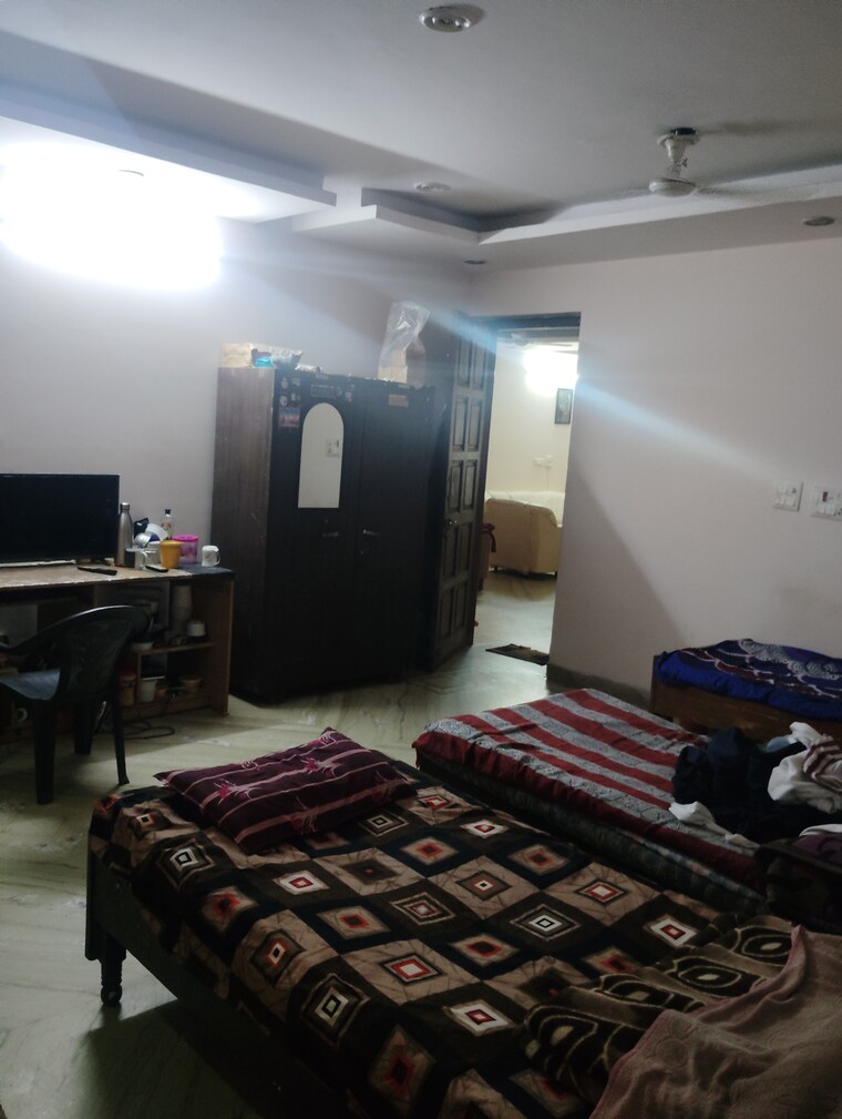 Bedroom, sector 55 6+ Bedroom 375 Sq.Mt. Independent House In Sector 55 Noida 8366296
