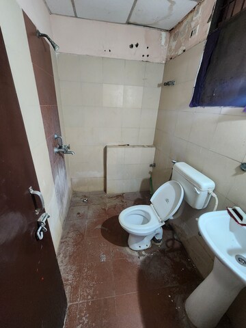 Bathroom in 3 BHK Apartment at SRS Royal Hills, Sector 87 – for Sale