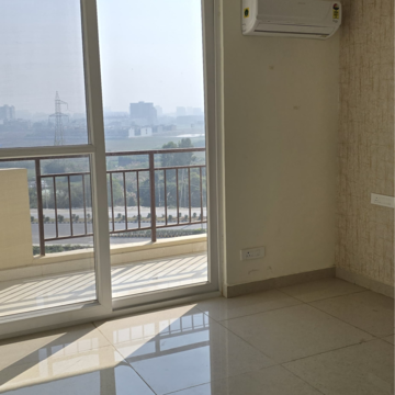 3 BHK Apartment For Rent in Maya Green Lotus Saksham, High Ground