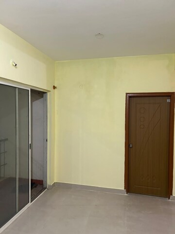 Room in 2 BHK Apartment at Richmond Pride Phase I, Jigani – for Sale