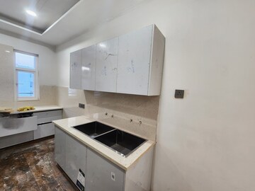 Kitchen in 6+ BHK Independent House at BPTP Eden Estate, Sector 81 – for Sale