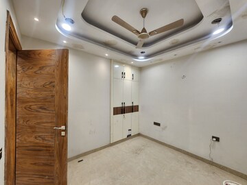 Room in 6+ BHK Independent House at BPTP Eden Estate, Sector 81 – for Sale