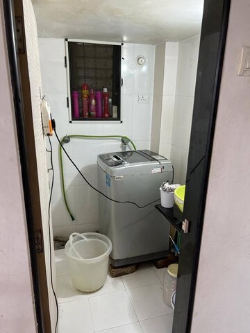 Bathroom in 2 BHK Apartment at Veena Saraswati vasai, Vasai East – for Sale