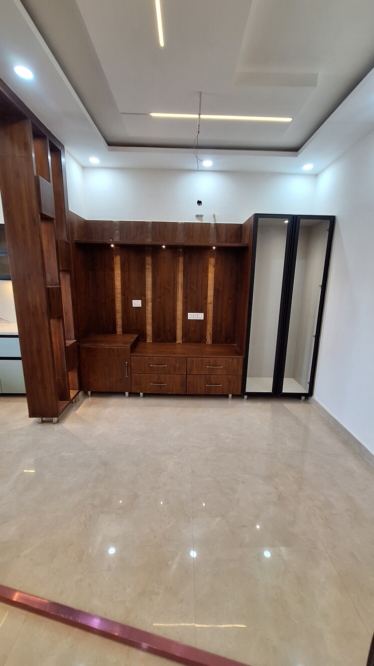 undefined, sunny enclave 5 Bedroom 200 Sq.Yd. Independent House In Sunny Enclave Mohali 8366428