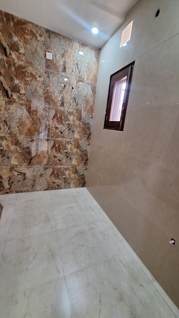 Furnished Amenities in 5 BHK Independent House at Sunny Enclave – for Sale