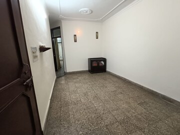 Room in  Pg at Rohini Sector 16 – for Rent