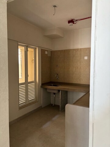 Room in 2 BHK Apartment at Dosti West County, Balkum Pada – for Rent