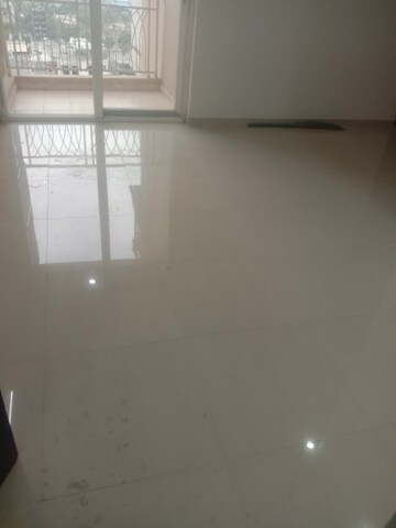 Room in 2 BHK Apartment at Mahagun Mywoods, Sector 16c Greater Noida – for Rent