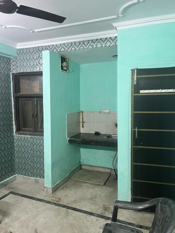 1 RK Builder Floor For Rent in Neb Sarai