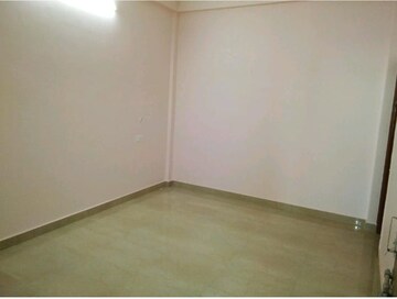 Room in 2 BHK Villa at Gomti Nagar – for Rent