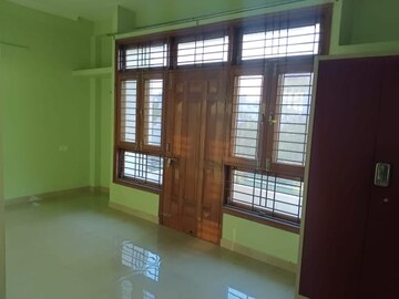 Room in 2 BHK Villa at Gomti Nagar – for Rent