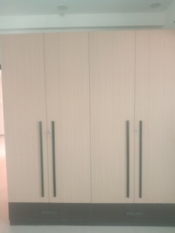 Building Lobby in 2 BHK Apartment at Galleria Noida Sector 16C, Sector 16c Greater Noida – for Rent