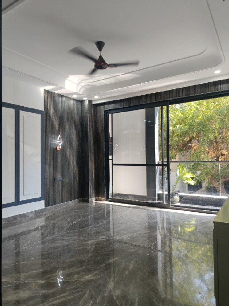 Room, unitech-south-city-ii 4 Bedroom 2200 Sq.Ft. Builder Floor In Sector 50 Gurgaon 8366779