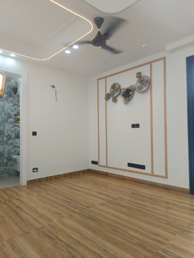 Room, unitech-south-city-ii 4 Bedroom 2200 Sq.Ft. Builder Floor In Sector 50 Gurgaon 8366779