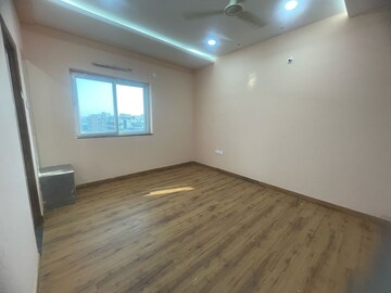 Room in 3 BHK Apartment at Manikonda – for Rent