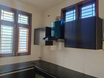 Kitchen in 2 BHK Villa at Gomti Nagar – for Rent