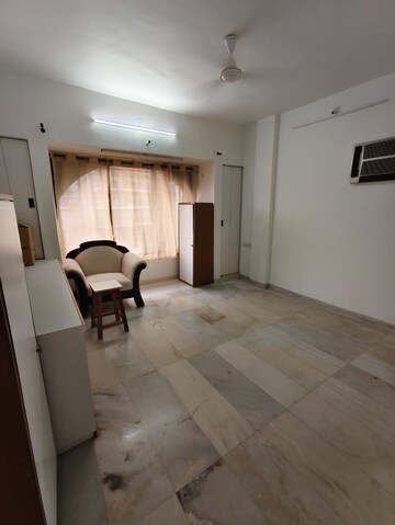 Room in 2 BHK Apartment at Mangalya Andheri East, Andheri East – for Rent