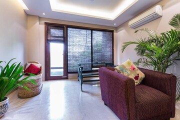Living Room in 3.5 BHK Apartment at Panchsheel Enclave – for Rent